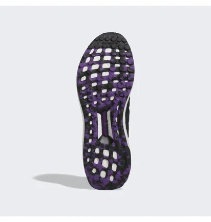 Кроссовки унисекс Adidas Ultraboost 5.0 Dna X Marvel Black Panther Shoes Black Hr0518