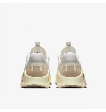 Кросівки жіночі Nike Free Metcon 5 White DV3950-100