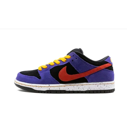 Кроссовки унисекс Nike Sb Dunk Low Black/Violet BQ6817-008