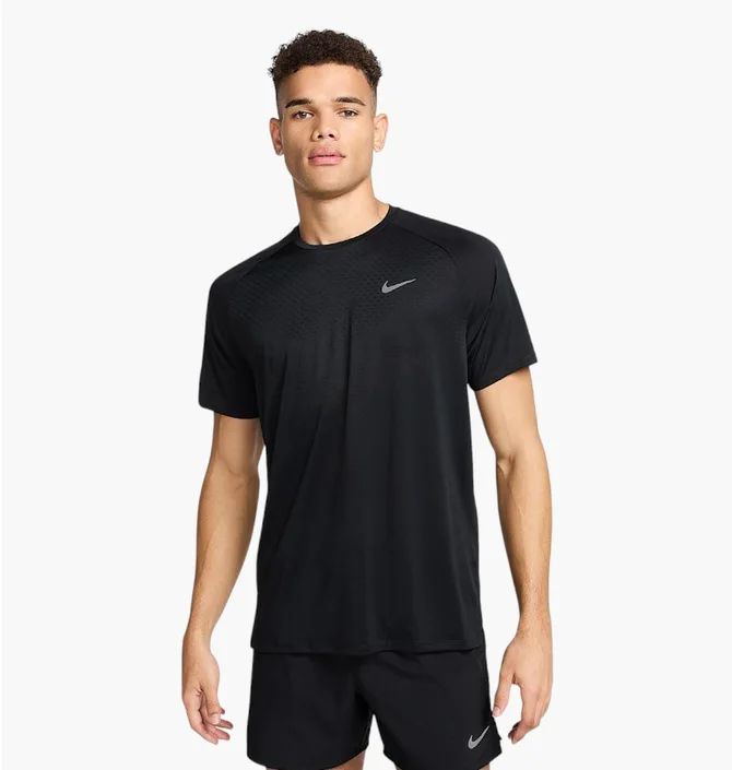 Футболка мужская Nike Dfadv Stride Black HV5203-010