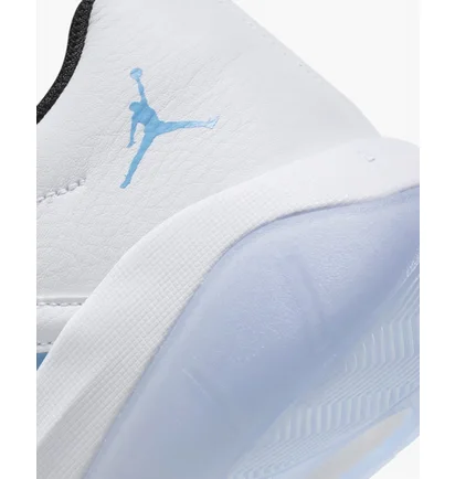 Кросівки чоловічі Air Jordan Air 11 Cmft Low Shoes White/Light Blue DN4180-114