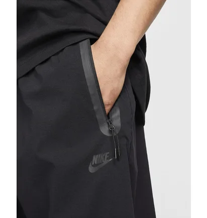 Штани чоловічі Nike Tech Black HM7158-010