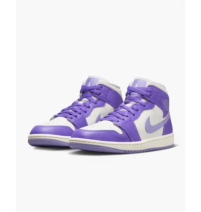 Кроссовки женские Air Jordan 1 Mid WomenS Shoes White/Violet BQ6472-504