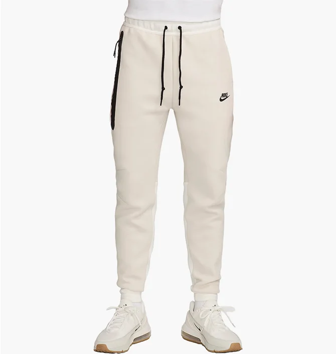 Штаны мужские Nike Sportswear Tech Fleece Beige FB8002-104