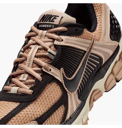 Кросівки жіночі Nike Zoom Vomero 5 Brown/Black FJ2028-106