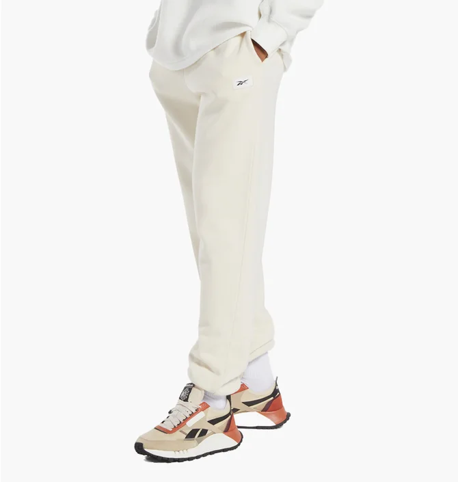 Штани чоловічі Reebok Classics Natural Dye White Hs9153