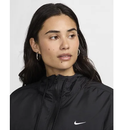 Олимпийка женская Nike Sportswear Classic Wovens Loose Uv Hooded Jacket Black FV6298-010