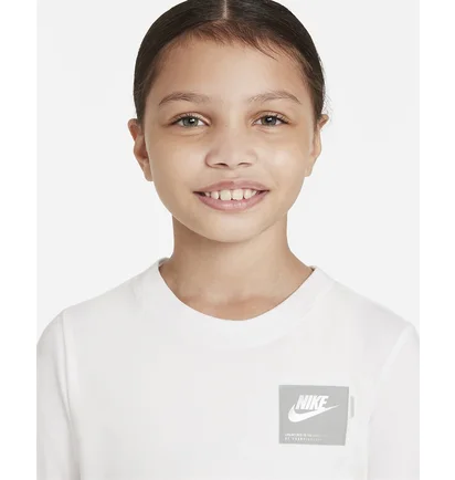 Лонгслів дитячий Nike Big Kids Long-Sleeve T-Shirt White Dm3456-100