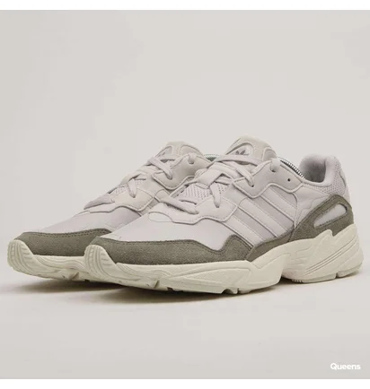 Кросівки чоловічі Adidas Yung-96 Grey EE7244