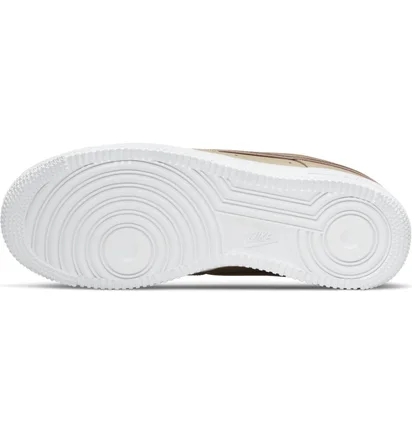 Кроссовки женские Nike Air Force 1 07 Essential Beige DD1523-200