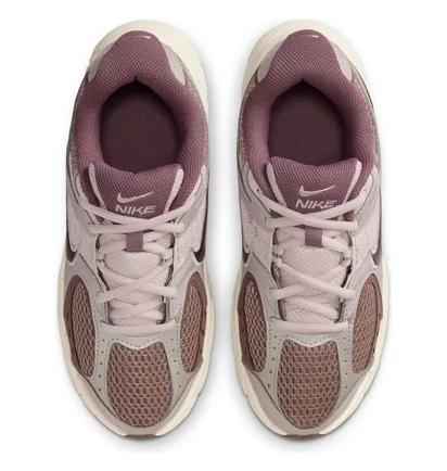 Кроссовки детские Nike V5 Rnr Older Kids Shoes Brown HQ6411-201