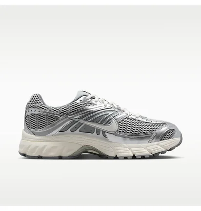 Кросівки чоловічі Nike Air Max Moto 2K Grey/White IQ7592-077