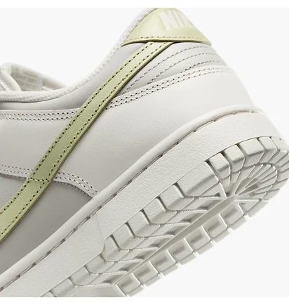 Кроссовки женские Nike Dunk Low Beige IB3484-001