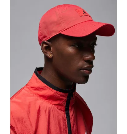 Кепка унисекс Air Jordan J Club Cap Us Cb Flt Patch Red FD5181-604