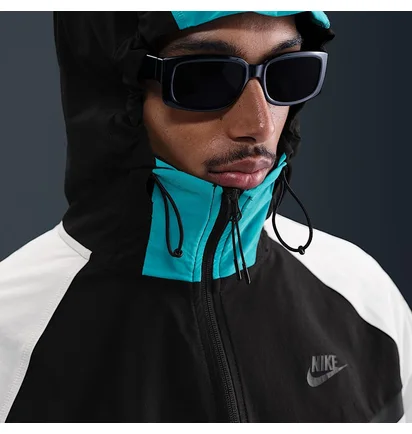 Вітровка чоловіча Nike Tech Windrunner White IB8956-010