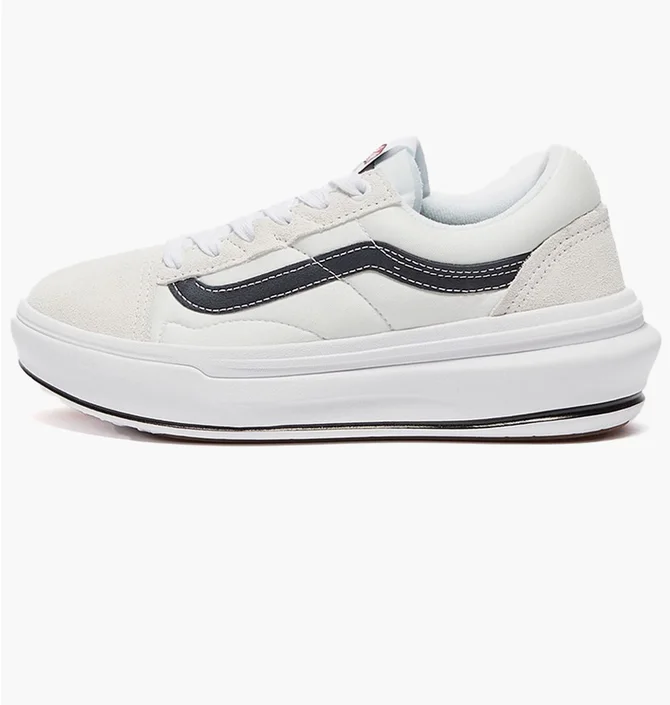 Кеди жіночі Vans Old Skool Overt Cc White Vn0A7Q5Ewht