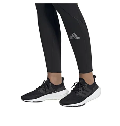 Кроссовки женские Adidas Ultraboost 21 W Black FY0402