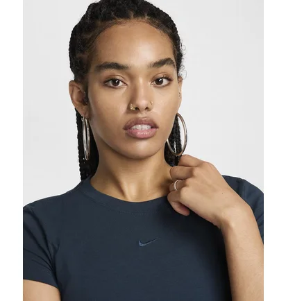 Футболка женская Nike T-Shirt Sportswear Chill Knit Blue FV5508-478