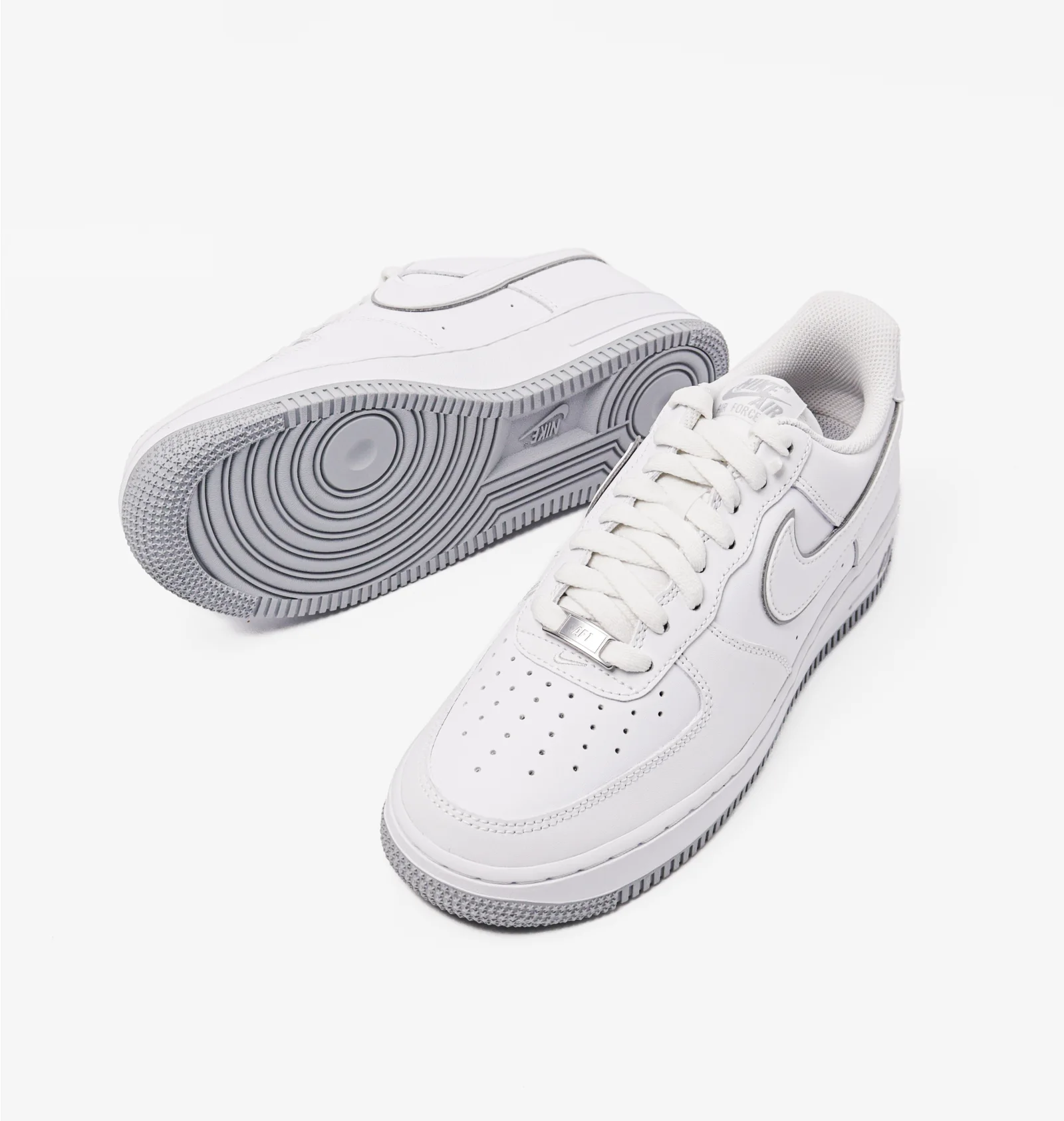 ᐉ Кроссовки мужские Nike Air Force 1 07 White Dv0788-100 - купить