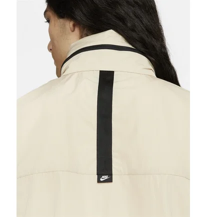 Ветровка мужская Nike Sportswear Premium Essentials Beige DC6770-224