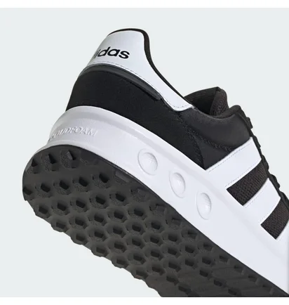 Кросівки чоловічі Adidas Run 84 Black IH8613