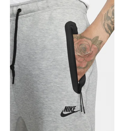 Штаны мужские Nike Sportswear Tech Fleece Grey FB8012-063