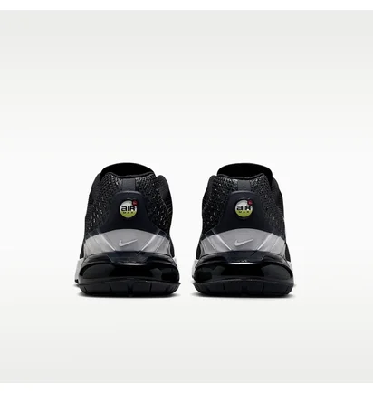 Кросівки чоловічі Nike Max Phoenix Black FZ5307-007