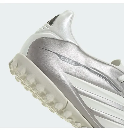 Сороконожки мужские Adidas Copa Pure Iv Club Metallic JR6182