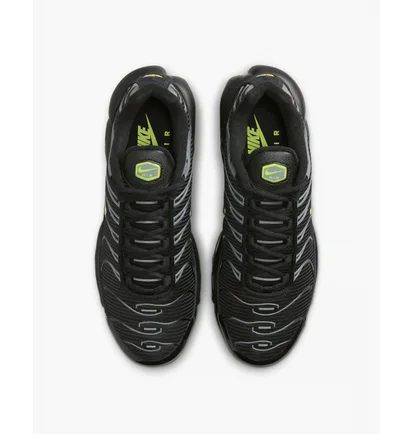 Кросівки чоловічі Nike Air Max Plus Black FQ2381-001