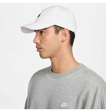 Кепка чоловіча Nike Club White HJ6984-100