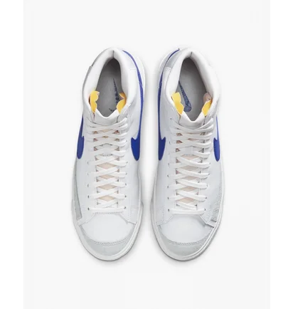 Кросівки чоловічі Nike Blazer Mid 77 Vntg White BQ6806-124