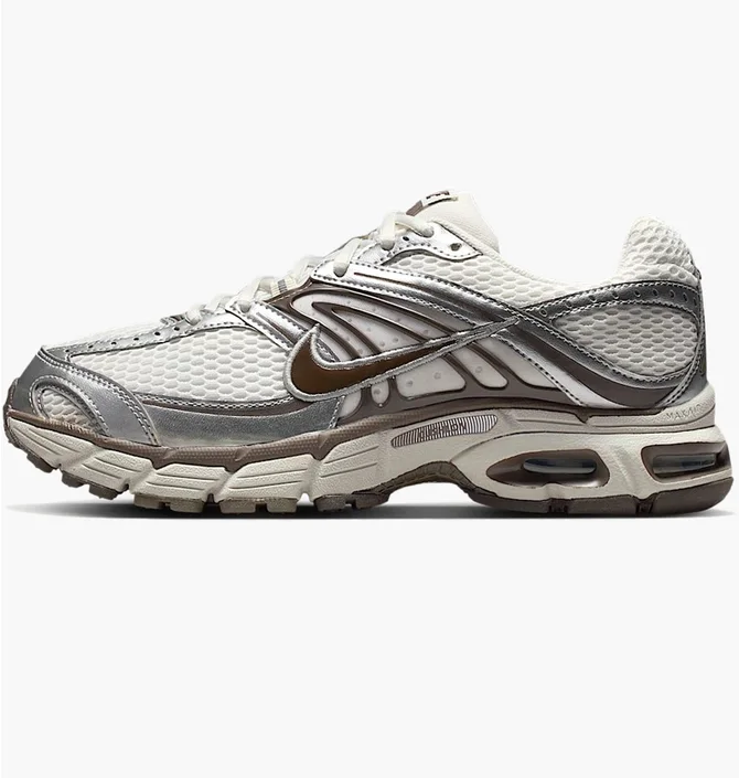 Кросівки жіночі Nike W Air Max Moto 2K White/Metallic IO1915-030
