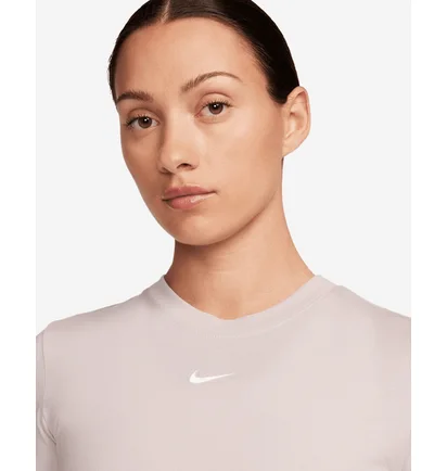 Футболка женская Nike Nsw Essential Slim Crop Tee Grey FB2873-019