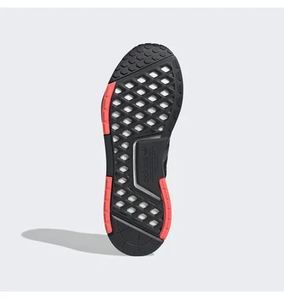 Кроссовки мужские Adidas Nmd_V3 Shoes Black/Green Gw3064