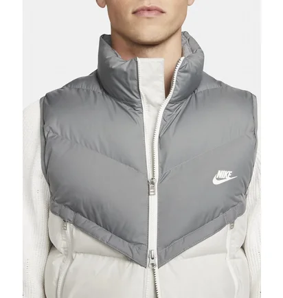 Жилетка чоловіча Nike Storm-Fit Windrunner Primaloft Vest White/Grey Dr9617-084