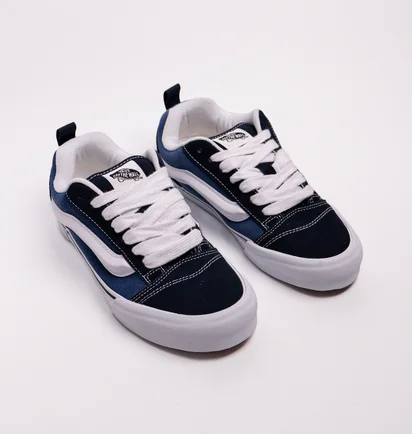 Кеди унісекс Vans Knu Skool Shoe Blue VN0009QCNWD