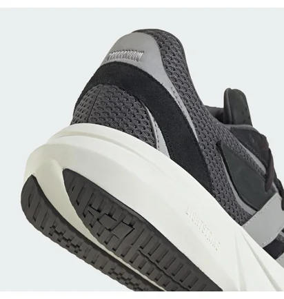 Кроссовки мужские Adidas Lightblaze Sportswear Black JH6943