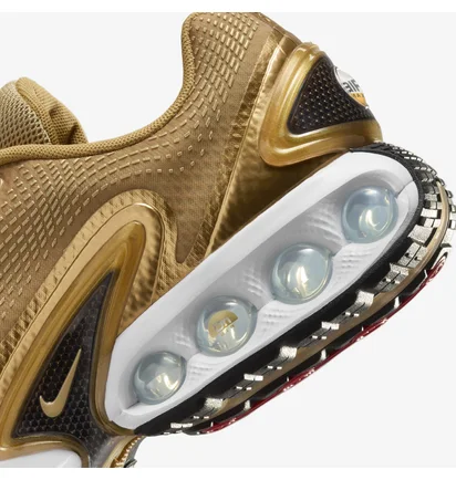 Кросівки чоловічі Nike Air Max Dn Premium Yellow HJ9638-700