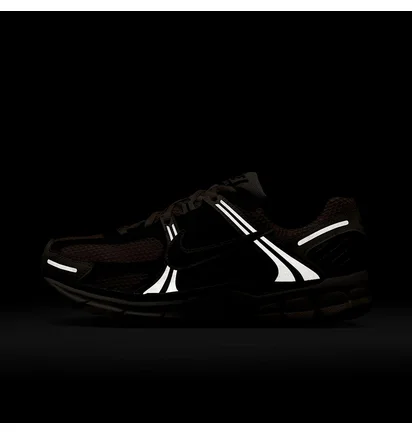 Кросівки жіночі Nike Zoom Vomero 5 Brown/Black FJ2028-106