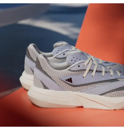 Кросівки жіночі Adidas Lightblaze Light Blue JQ9970