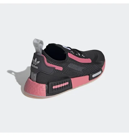 Кроссовки женские Adidas Nmd R1 Spectoo Black Fz3207