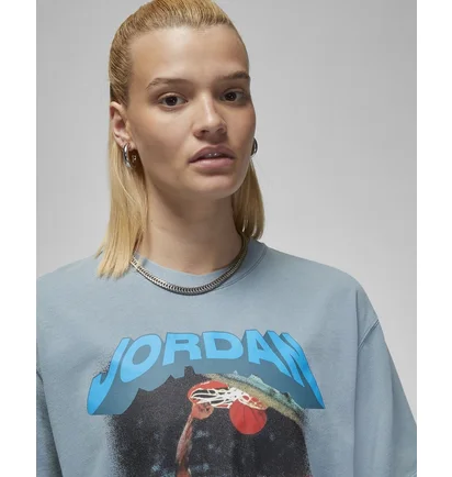 Футболка жіноча Air Jordan (Her)Itage WomenS Graphic T-Shirt Light Blue FB5137-031