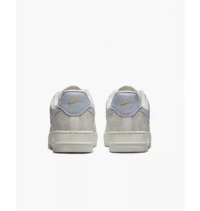 Кросівки жіночі Nike Air Force 1 07 Se Beige DR6402-900