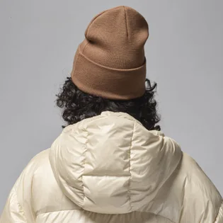 Шапка унисекс Air Jordan Peak Essential Beanie Brown FN4672-223