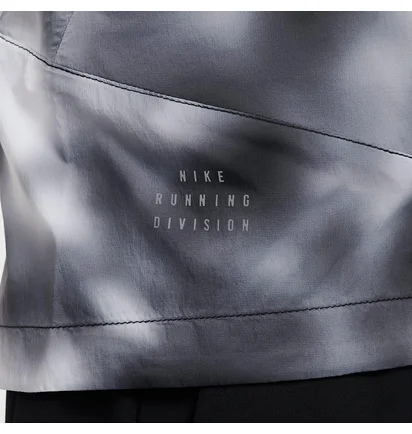 Ветровка мужская Nike Run Div Aop Multi HJ4142-010