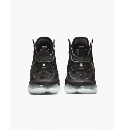 Кроссовки унисекс Nike Lebron Xix Black Green Glow Black Cz0203-003