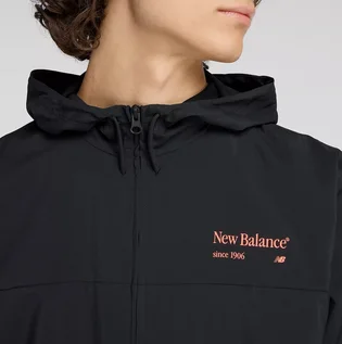 Ветровка мужская New Balance Reimagined Woven Black MJ53527BK