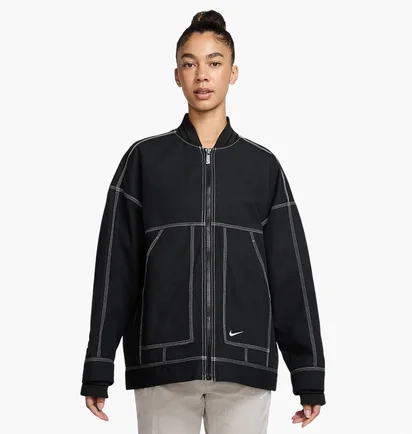 Куртка жіноча Nike Sportswear WomenS Oversized Graphic Cargo Jacket Black/White IB2037-010