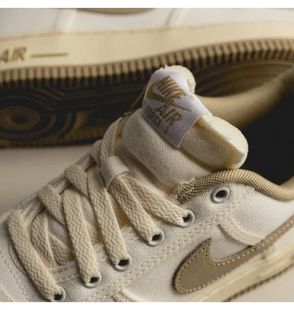 Кроссовки женские Nike Air Force 1 07 Beige HF4263-133