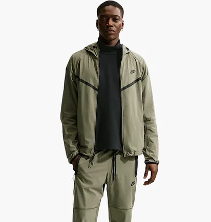 Куртка мужская Nike Tech Dri-Fit Woven Full-Zip Windrunner Olive IU6965-328
